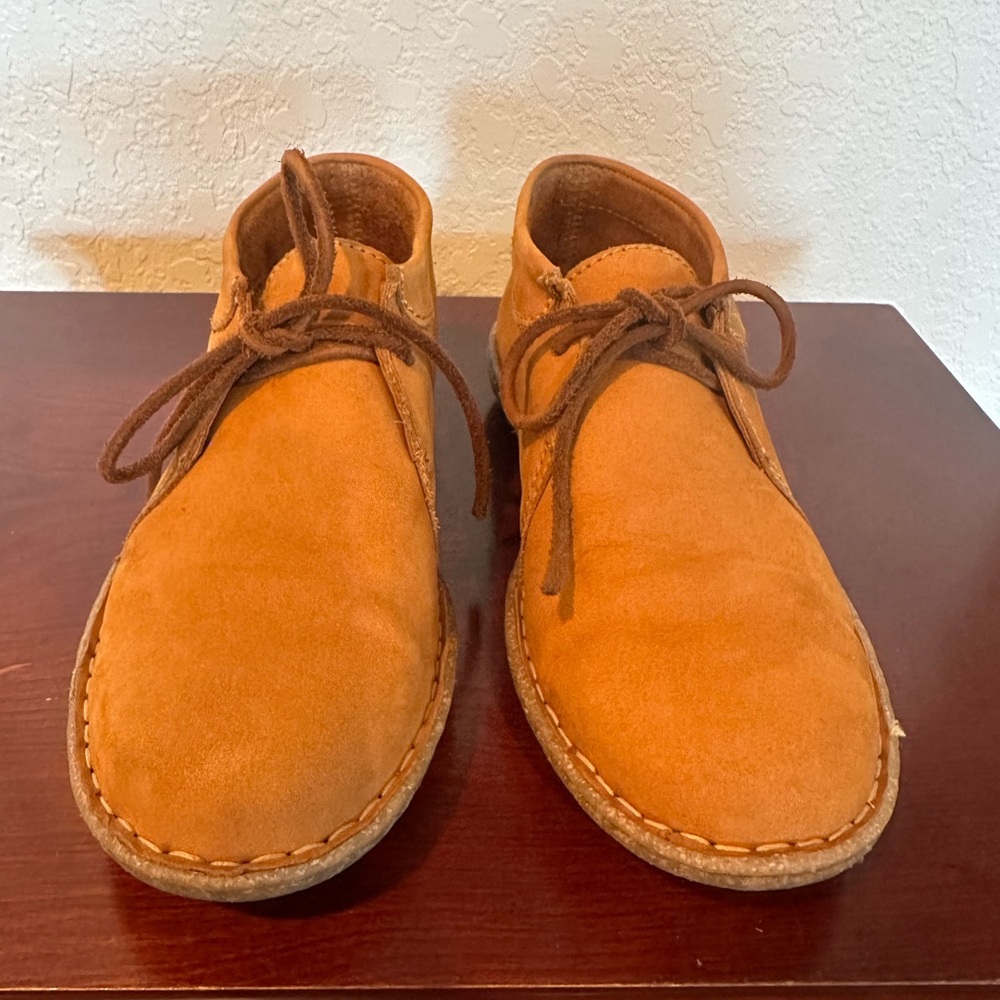 Born Women's Tan Suede Ankle Boots